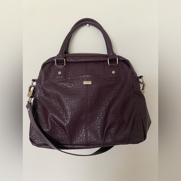 thirty-one Handbags - Couture Street Jewell Thirty One Shoulder Bag Plum Purple